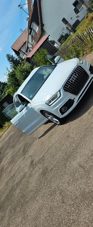 Weiß Gebraucht 2012 Audi Q3 S-Line SUV | 14.900 € (Fairer Preis) - Bild 1/4