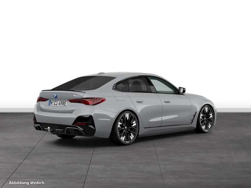 Grau Gebraucht 2025 BMW i4 M Sport Limousine | 62.940 € (Fairer Preis) - Bild 1/3