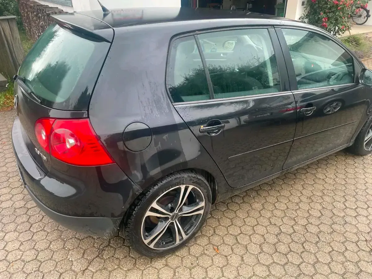 Gebraucht VW Golf V 140 PS (102 kW) 2007 Schwarz Limousine