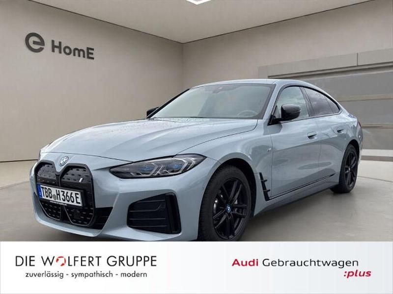 M brooklyn grau metallic Gebraucht 2022 BMW i4 M Sport Limousine | 39.900 € (Teuer) - Bild 1/4