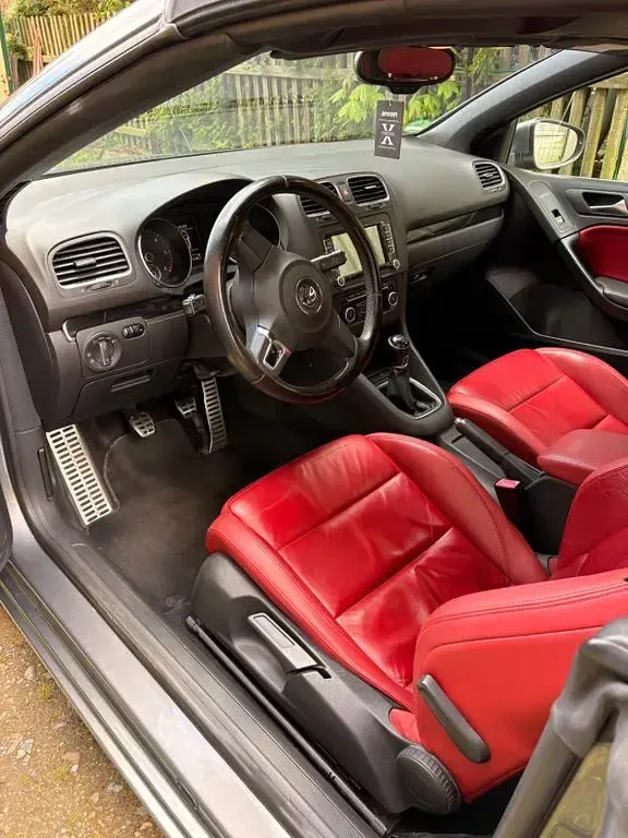 Gebraucht VW Golf Cabriolet 105 PS (77 kW) 2012 Grau Cabrio