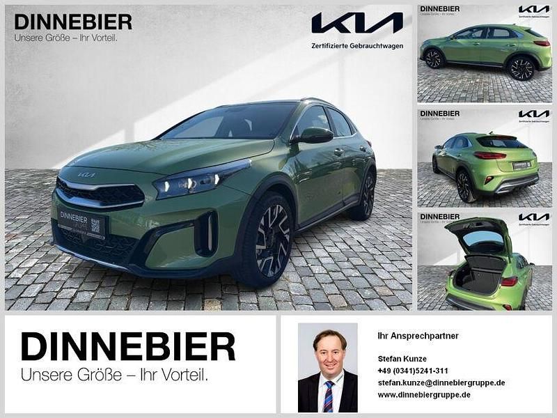 Grün (metallic) Gebraucht 2023 Kia XCeed Spirit SUV | 24.790 € (Fairer Preis) - Bild 1/4