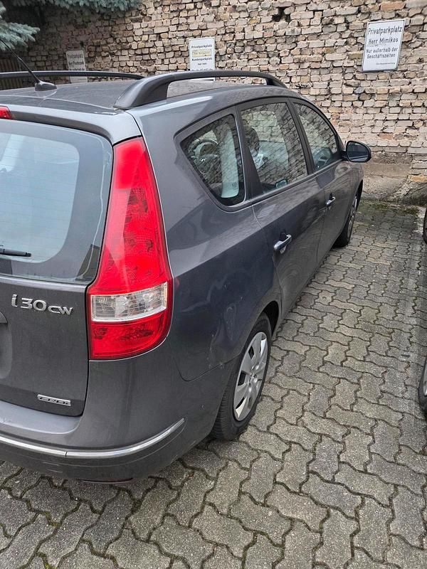 Gebraucht Hyundai i30 2008 Grau Kombi