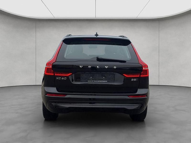 Gebraucht Volvo XC60 Core 250 PS (183 kW) 2024 Schwarz SUV
