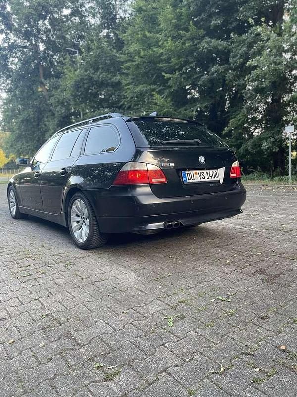 Gebraucht BMW 525 177 PS (130 kW) 2005 Kombi