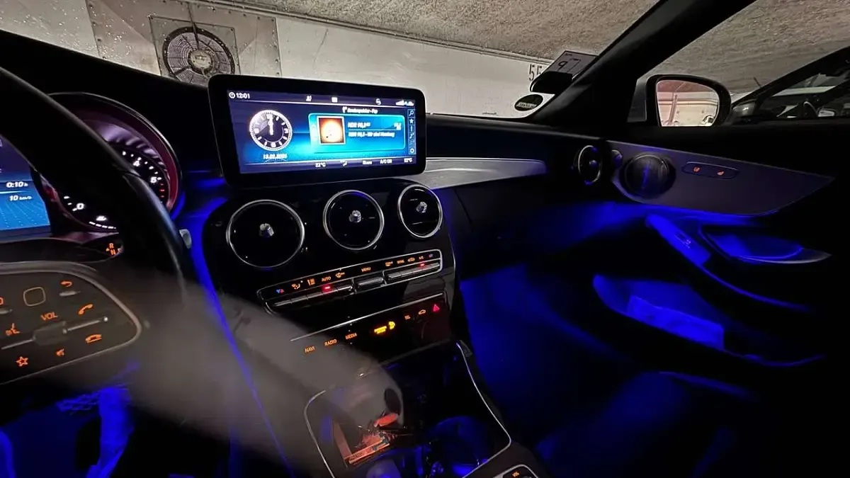 Gebraucht Mercedes C220 194 PS (142 kW) 2019 Silber Cabrio