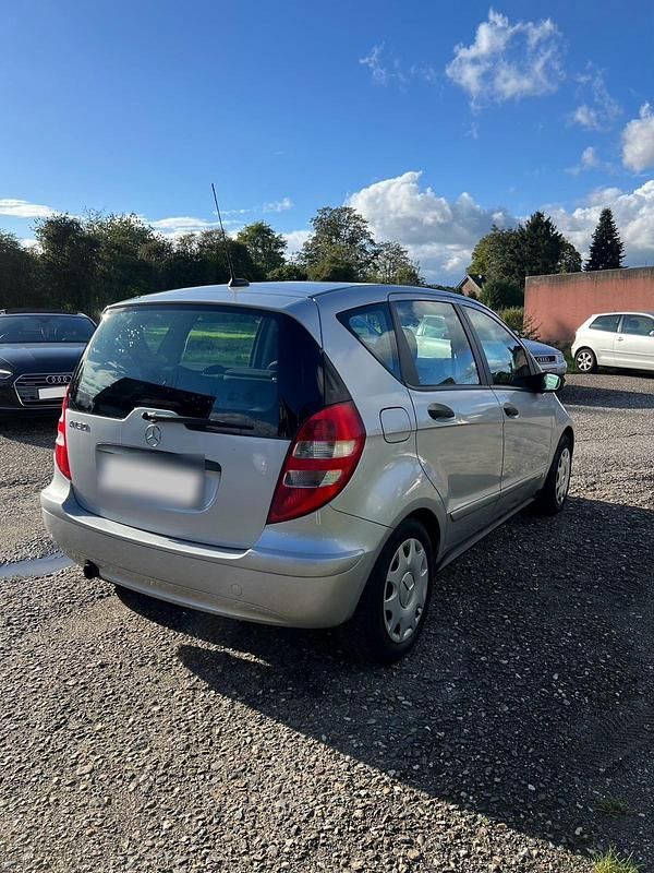 Gebraucht Mercedes A150 95 PS (69 kW) 2005 Silber Kleinwagen