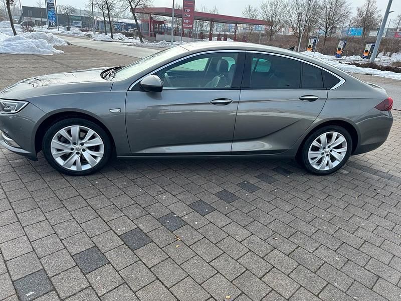 Grau Gebraucht 2019 Opel Insignia Limousine | 14.000 € (Fairer Preis) - Bild 1/4