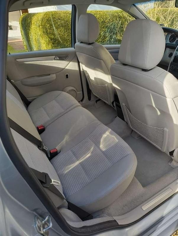 Gebraucht Mercedes B200 140 PS (102 kW) 2007 Van / Kleinbus