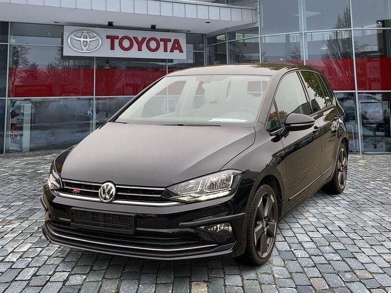 Schwarz Gebraucht 2018 VW Golf VII | 12.490 € (Guter Preis) - Bild 1/4