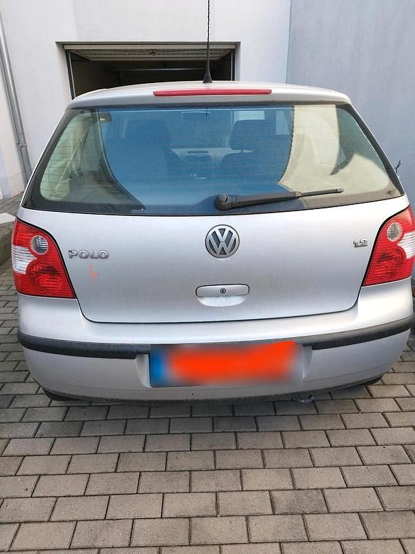 Gebraucht VW Polo 60 PS (44 kW) 2004 Silber Kleinwagen