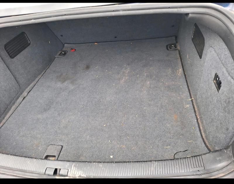 Second-hand Audi A6 164 CP (120 kW) 2000 Albastru Berlinǎ