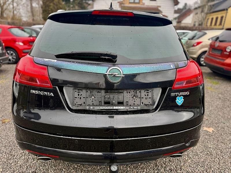 Gebraucht Opel Insignia Innovation 194 PS (142 kW) 2012 Schwarz Kombi