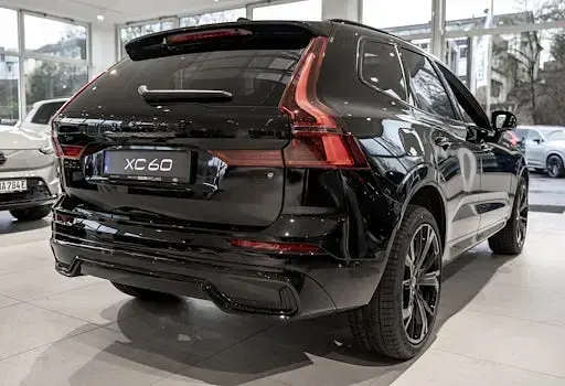 Nowe Volvo XC60 Plus 455 KM (334 kW) 2026 Czarny SUV