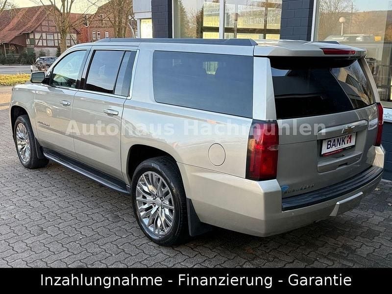 Gebraucht Chevrolet Suburban 385 PS (283 kW) 2015 Gold SUV