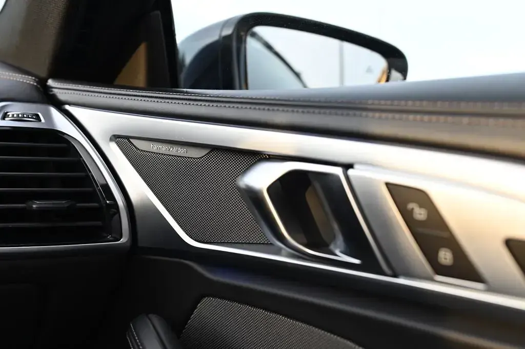 Gebraucht BMW 840 Coupé M Sport 320 PS (235 kW) 2020 Blau Coupé