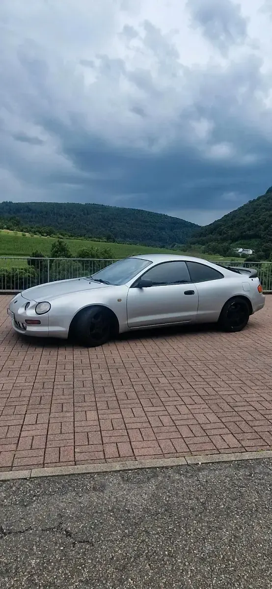 Second-hand Toyota Celica T2 120 CP (88 kW) 1995 Argintiu Coupe