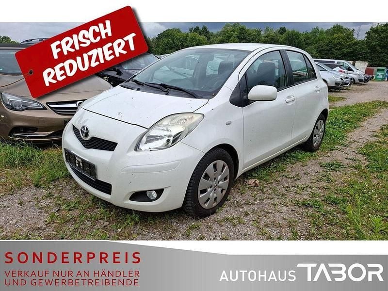 Weiß Gebraucht 2009 Toyota Yaris Sol Limousine | 4.285 € (Guter Preis) - Bild 1/4