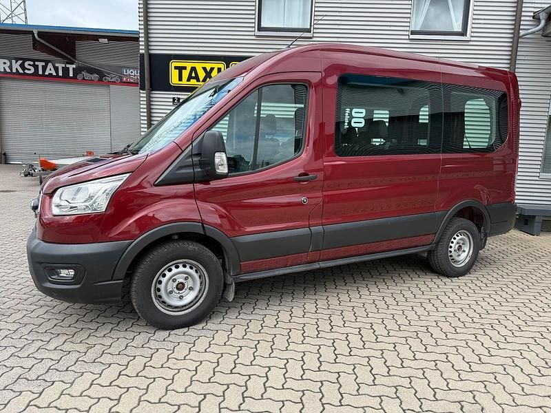 Gebraucht Ford Transit 130 PS (95 kW) 2021 Rot Van / Kleinbus