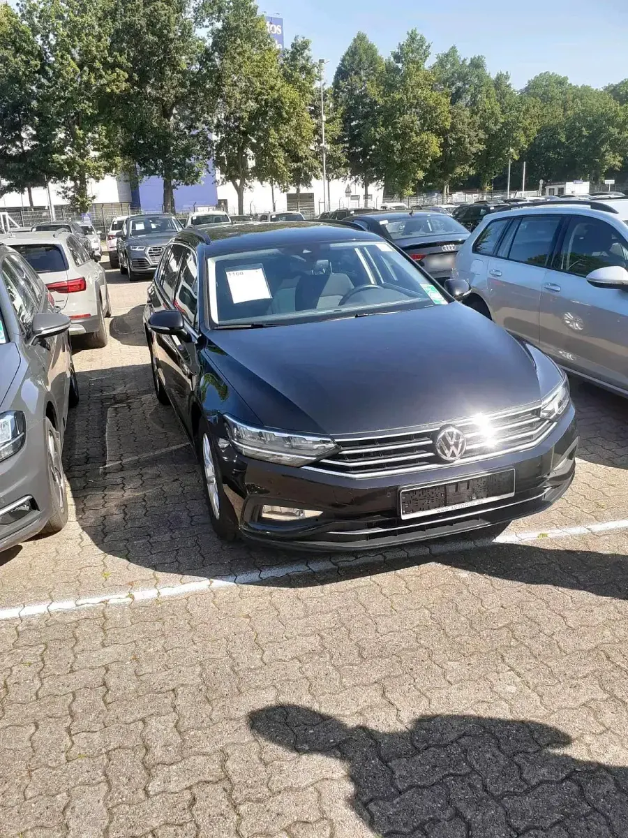 Gebraucht VW Passat 150 PS (110 kW) 2020 Schwarz Kombi