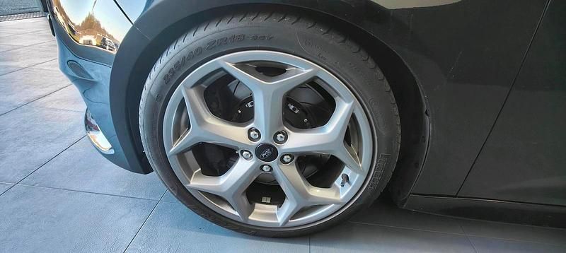 Gebraucht Ford Focus ST 330 PS (242 kW) 2017 Schwarz Kombi