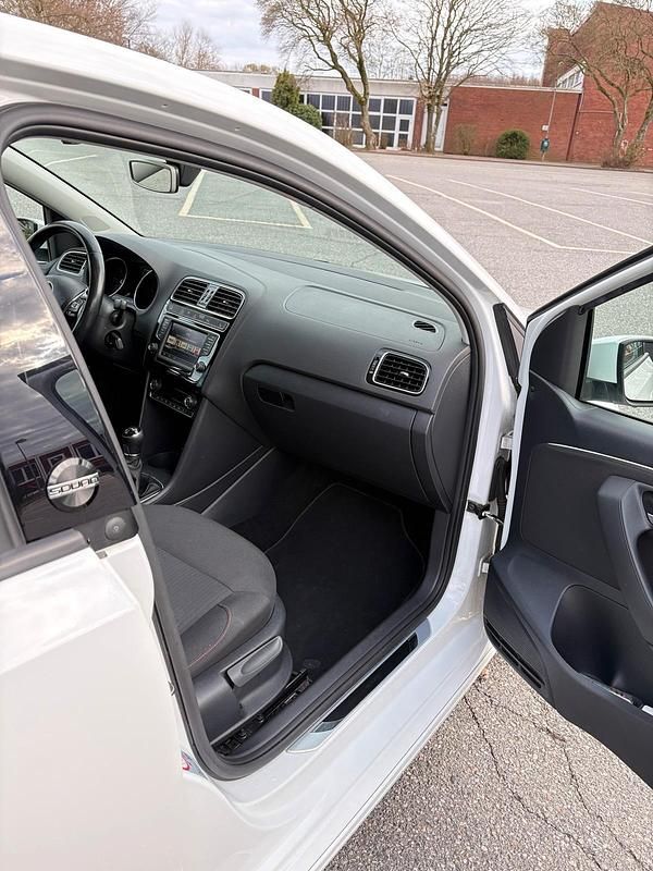 Gebraucht VW Polo R-line 90 PS (66 kW) 2017 Weiß Kleinwagen