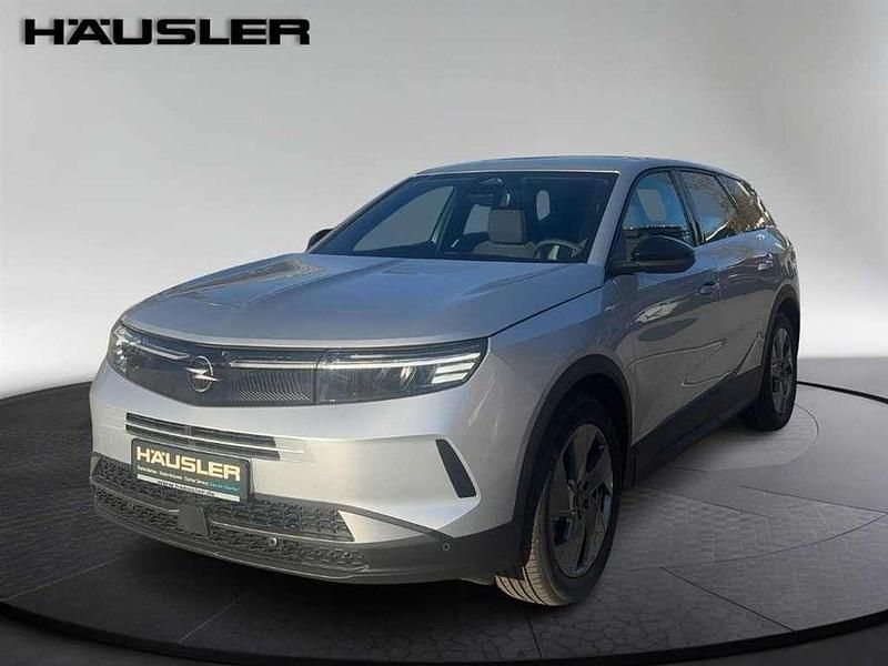 Kristall silber (metallic) Neu 2025 Opel Grandland X Edition SUV | 30.590 € (Superpreis) - Bild 1/4