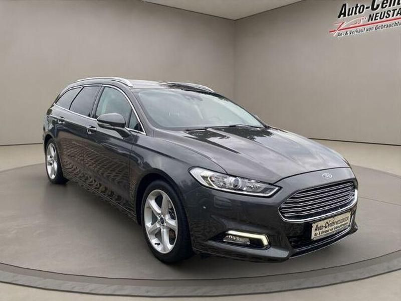Grau Gebraucht 2018 Ford Mondeo Titanium Limousine | 12.750 € (Fairer Preis) - Bild 1/4