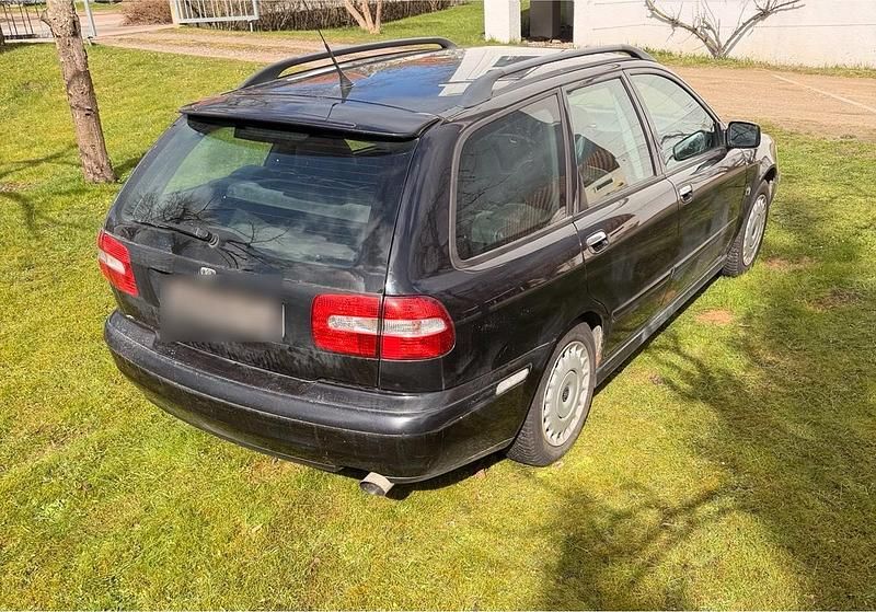 Gebraucht Volvo V40 Standard 140 PS (102 kW) 2003 Schwarz Kombi