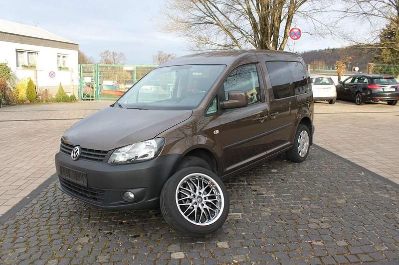 Gebraucht VW Caddy Trendline 140 PS (102 kW) 2012 Toffeebraun metallic Van / Kleinbus