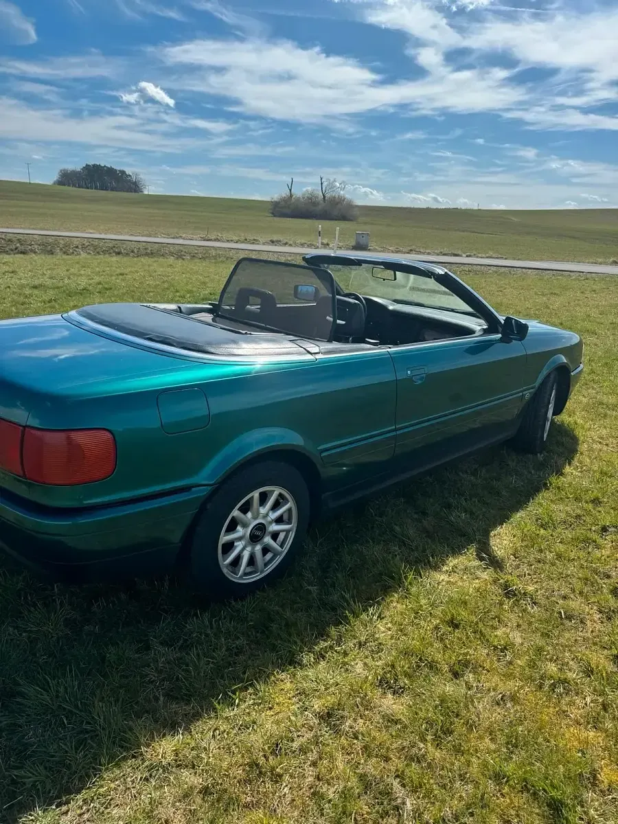 Gebraucht Audi Cabriolet 133 PS (97 kW) 1993 Grün Cabrio