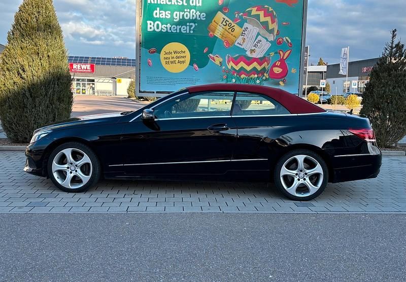Gebraucht Mercedes E220 170 PS (125 kW) 2016 Schwarz Cabrio