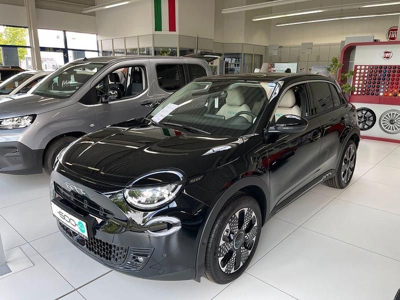 Gebraucht Fiat 600E La Prima 114 kW (156 PS) 2025 Schwarz Limousine
