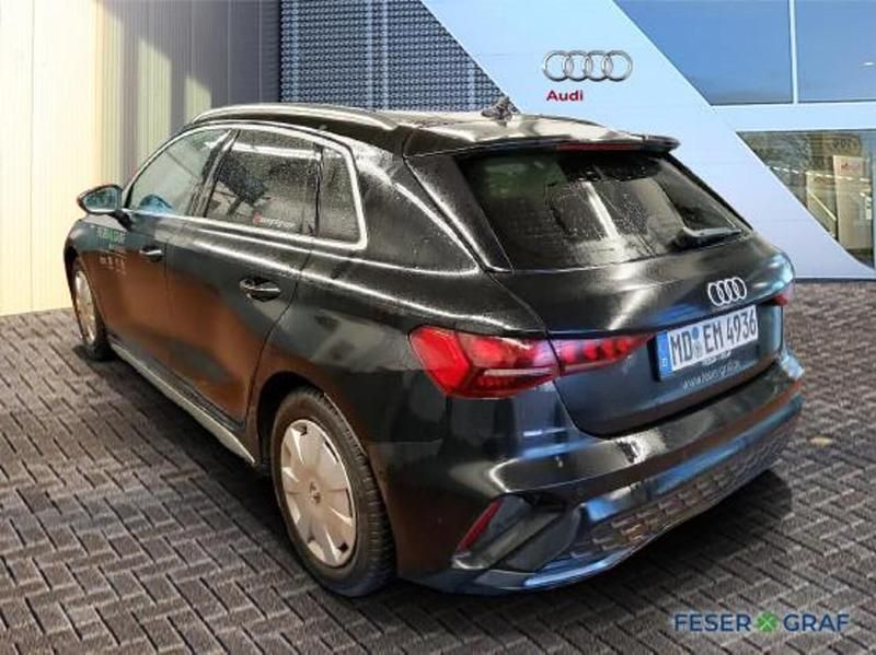 Gebraucht Audi A3 S-Line 150 PS (110 kW) 2025 Mythosschwarz metallic Limousine