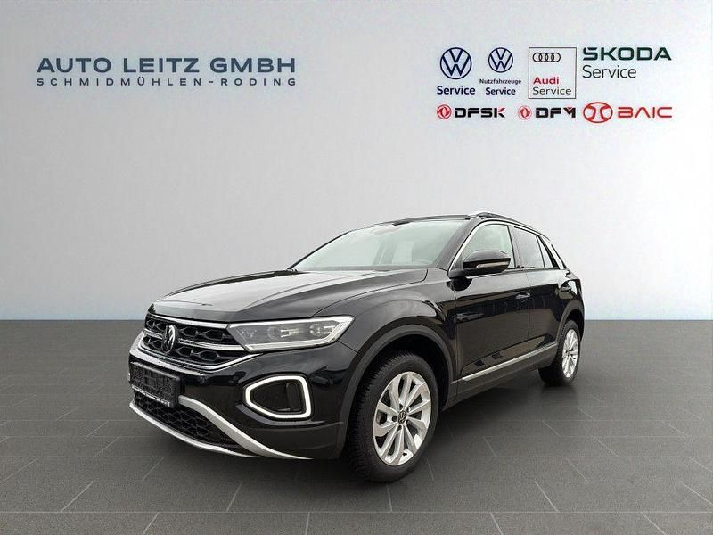 Schwarz Gebraucht 2024 VW T-Roc Style SUV | 27.770 € (Guter Preis) - Bild 1/4