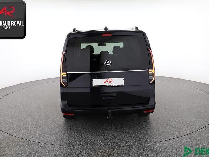 Second-hand VW Caddy Maxi 122 CP (89 kW) 2021 Negru Monovolum