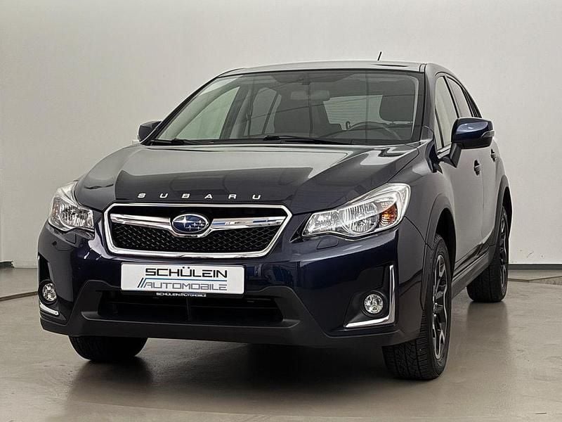 Dark blue pearl Gebraucht 2017 Subaru XV SUV | 16.480 € (Fairer Preis) - Bild 1/4
