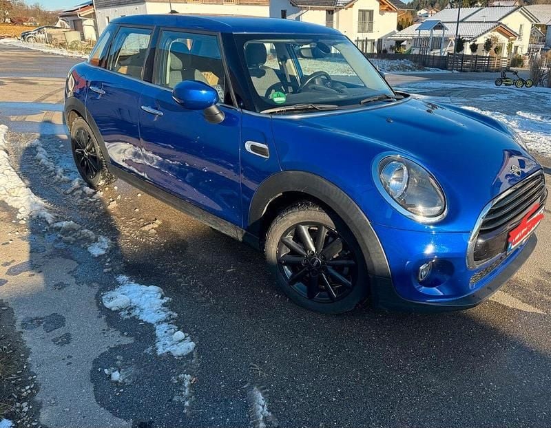 Gebraucht Mini Cooper 136 PS (100 kW) 2020 Blau Kleinwagen