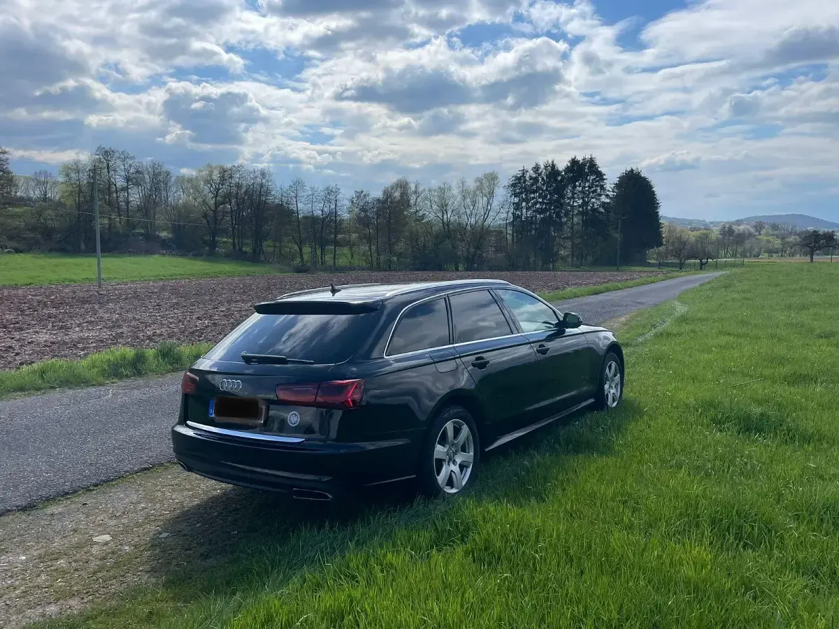 Używany Audi A6 Ambiente 190 KM (139 kW) 2015 Czarny Kombi