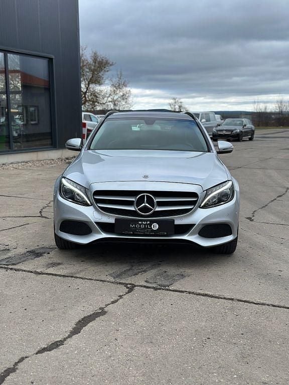 Gebraucht Mercedes C250 Business 204 PS (150 kW) 2018 Silber Limousine
