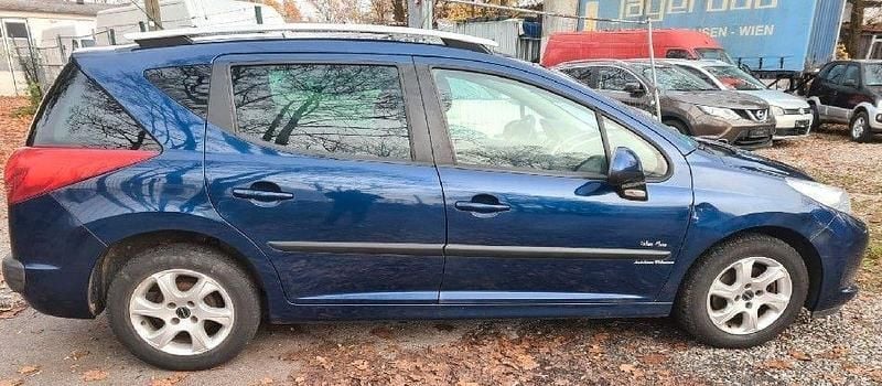 Gebraucht Peugeot 207 Urban Move 95 PS (69 kW) 2009 Blau Kombi