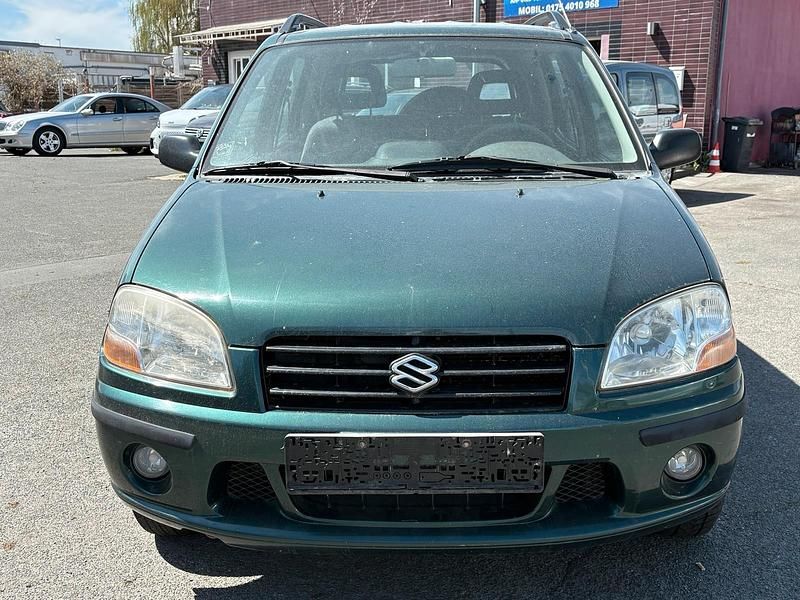 Second-hand Suzuki Ignis 83 CP (61 kW) 2002 Verde Hatchback