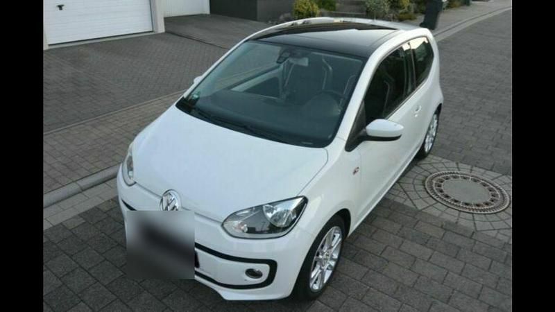Weiß Gebraucht 2016 VW up! move up! Kleinwagen | 8.500 € (Etwas zu teuer) - Bild 1/4