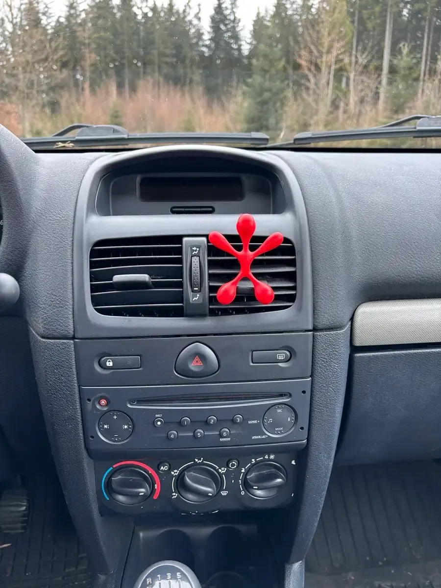Gebraucht Renault Clio II 58 PS (42 kW) 2006 Rot Limousine