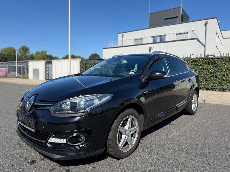Schwarz Gebraucht 2015 Renault Mégane GrandTour Bose Edition Kombi | 5.600 € (Fairer Preis) - Bild 1/4