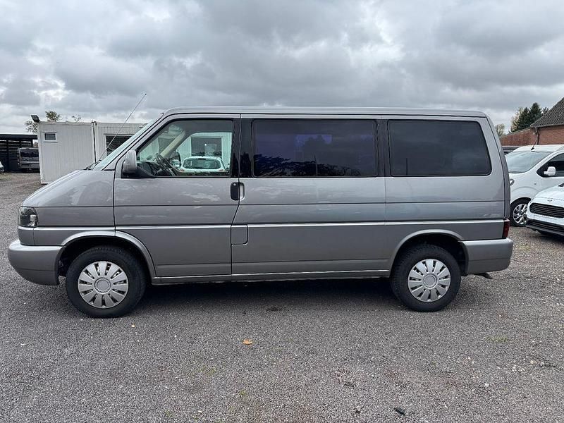 Gebraucht VW T4 102 PS (75 kW) 2000 Grau Van