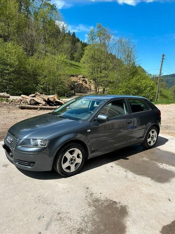 Second-hand Audi A3 102 CP (75 kW) 2007 Gri Hatchback