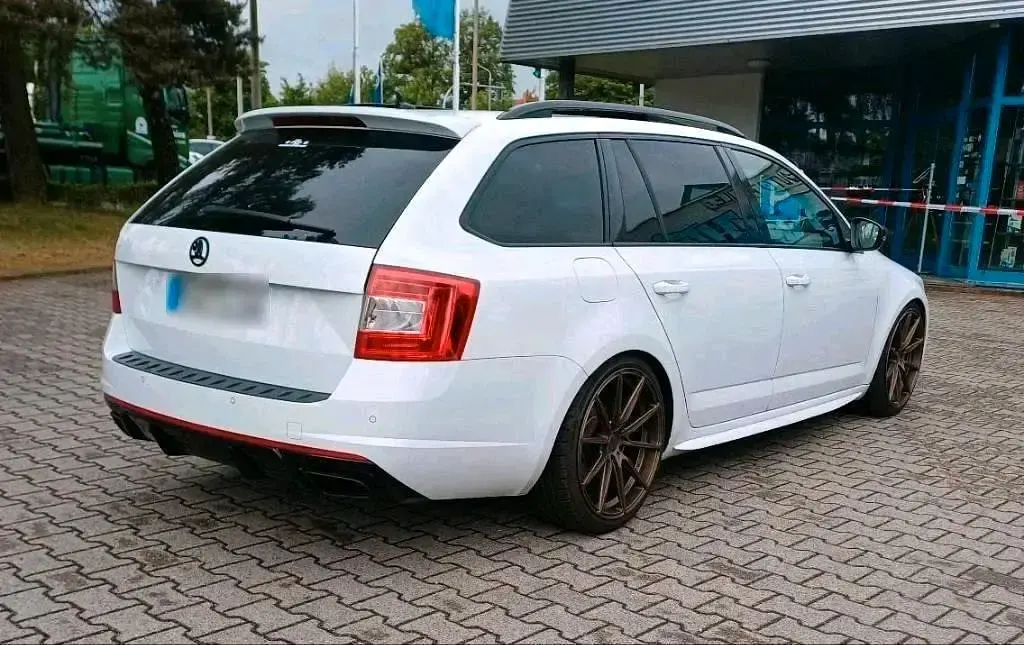Gebraucht Skoda Octavia RS 295 PS (216 kW) 2016 Weiß Kombi