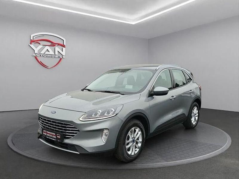 Gebraucht Ford Kuga Titanium 150 PS (110 kW) 2022 Grau SUV