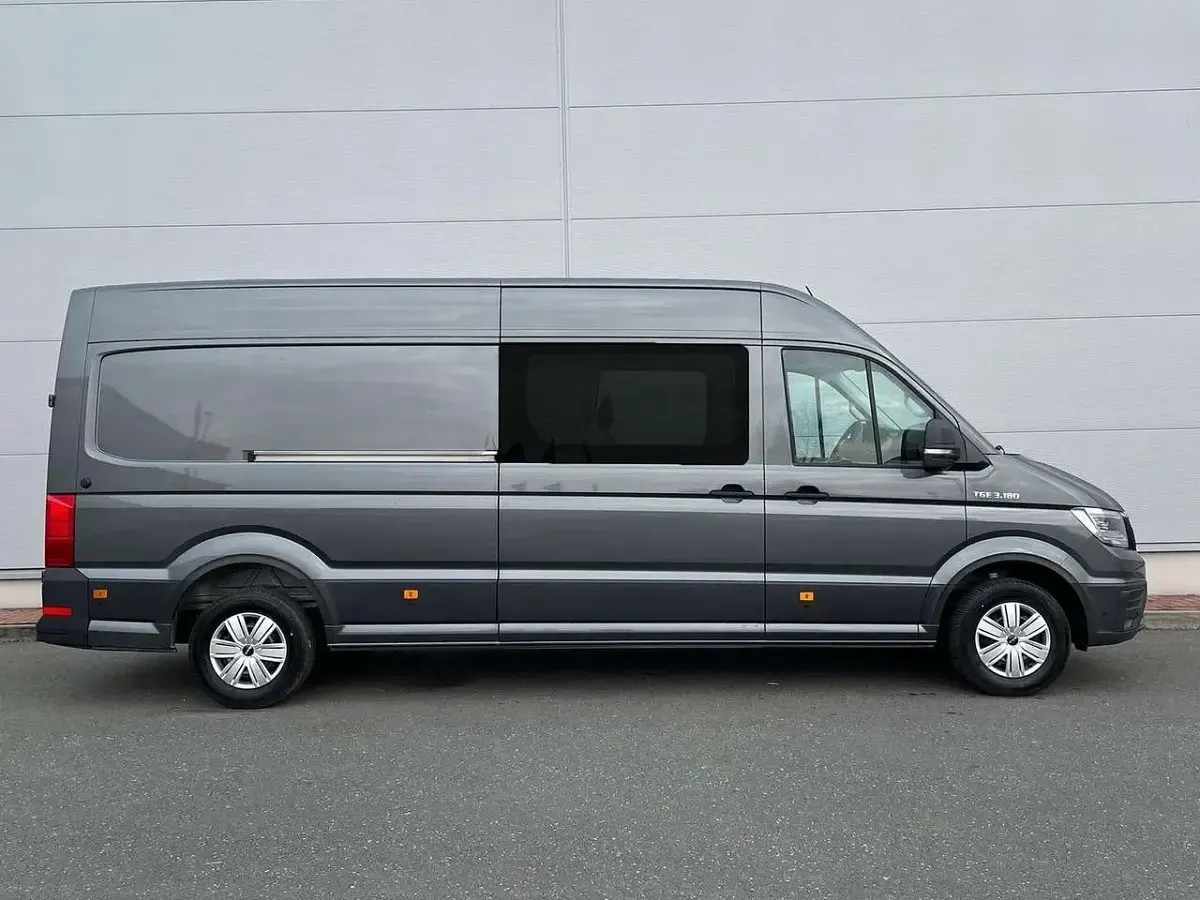 Nowe MAN TGE 177 KM (130 kW) 2025 Szary Van
